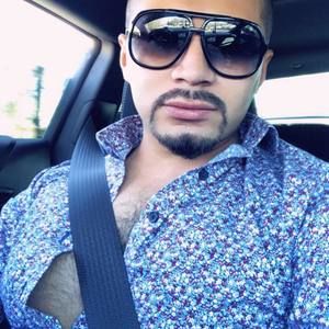 Meet your Posher, Carlos